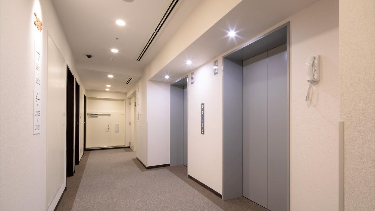 Four Points Flex By Sheraton Honmachi 酒店
